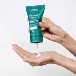 Aveda Botanical Repair™ Intensive Strengthening Masque Light 15 Aveda Botanical Repair™ Intensive Strengthening Masque Light -Bumble and Bumble Shop aveda botanical repair intensive strengthening masque light masque creme doux pour de beaux cheveux sains 3