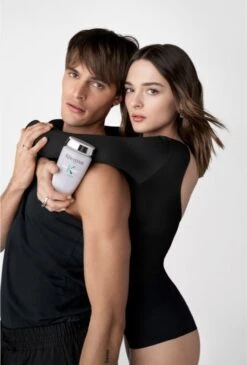 Kérastase Symbiose Bain Crème Anti-Pelliculaire -Bumble and Bumble Shop kerastase symbiose bain creme anti pelliculaire shampoing antipelliculaire pour cuir chevelu sensible 5