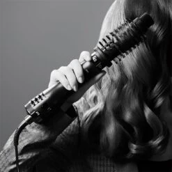 Rowenta Karl Lagerfeld Pro Stylist CF961LF0 -Bumble and Bumble Shop rowenta karl lagerfeld pro stylist cf961lf0 brosse a air chaud 2