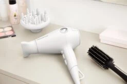 Rowenta Volumizer CV6130F0 -Bumble and Bumble Shop rowenta volumizer cv6130f0 seche cheveux 2